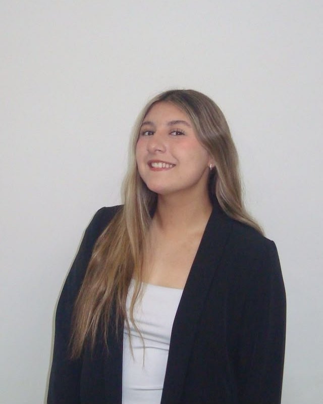 Renata Castillo, Director