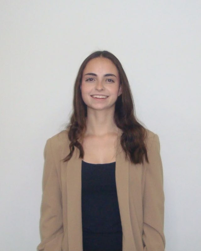 Estefania Perales, Moderator